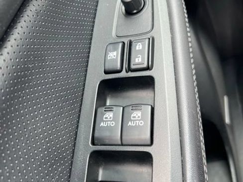 Used 2016 Subaru Outback 2.5i Limited AWD/4WD image 19