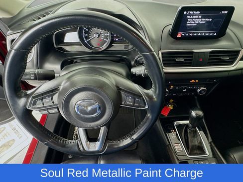 Used 2018 MAZDA MAZDA3 Touring image 12