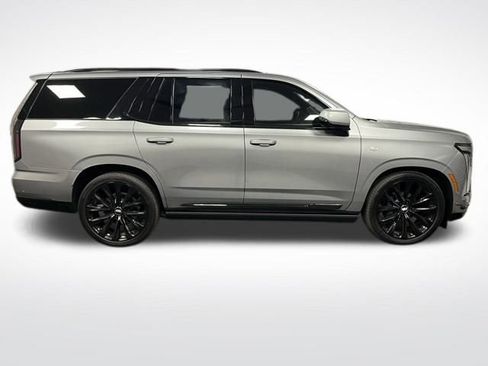 Certified 2025 Cadillac Escalade Sport Platinum w/ LPO, ONYX Package image 7