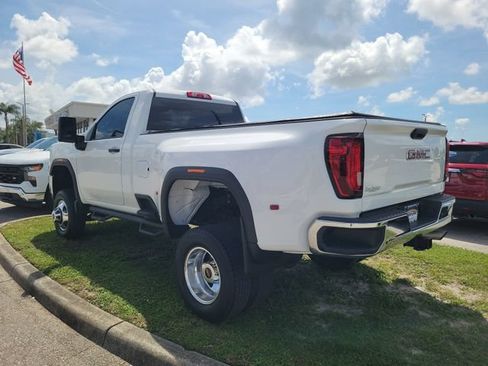 Used 2023 GMC Sierra 3500 Pro AWD/4WD image 3