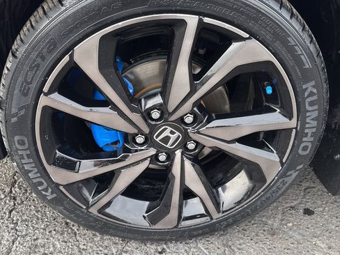Used 2019 Honda Civic Sport image 10