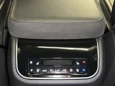 Used 2025 INFINITI QX80 Sensory AWD/4WD image 33