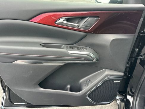 New 2026 Chevrolet Traverse RS w/ LPO, Floor Liner Package image 13