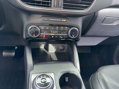 Certified 2022 Ford Escape SEL image 23