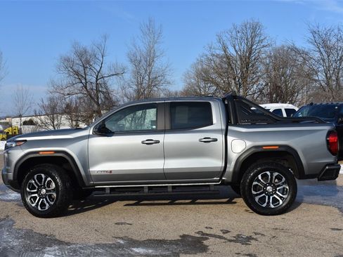 Used 2023 GMC Canyon AT4 w/ LPO, Sports Bar Package image 3