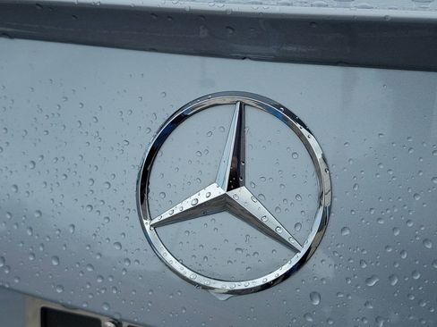 Used 2023 Mercedes-Benz C 300 Sedan image 9