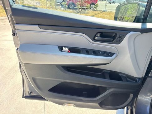Used 2018 Honda Odyssey EX-L image 14