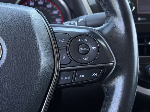 Used 2021 Toyota Camry XSE w/ Navigation Package image 17