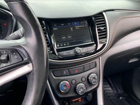 Used 2019 Chevrolet Trax LT w/ LT Convenience Package AWD/4WD image 7