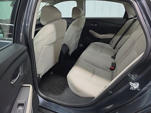 Used 2023 Honda Accord EX image 31