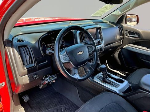 Used 2016 Chevrolet Colorado LT w/ LT Convenience Package RWD image 17