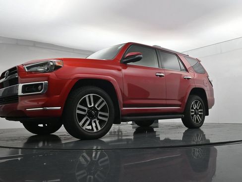 Used 2023 Toyota 4Runner Limited AWD/4WD image 20