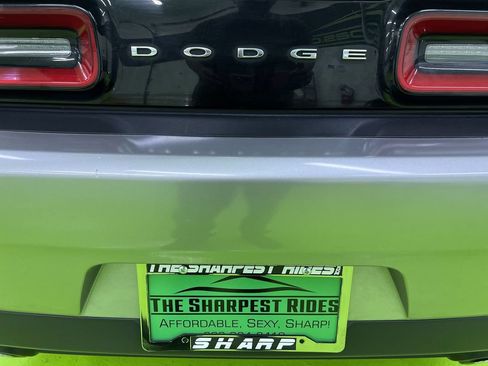 Used 2018 Dodge Challenger SXT RWD image 12