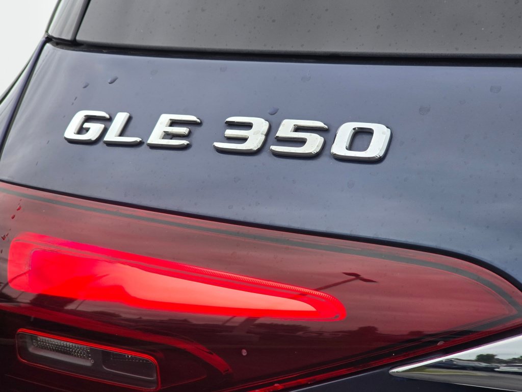 Used 2024 Mercedes-Benz GLE 350 4MATIC w/ Driver Assistance Package image 33