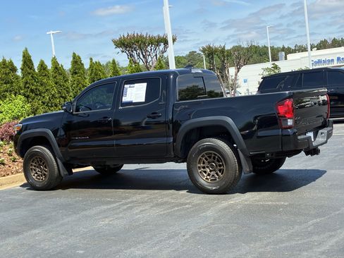 Used 2023 Toyota Tacoma 4x4 Double Cab w/ Trail Edition image 9
