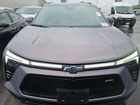 Used 2024 Chevrolet Blazer EV RS AWD/4WD image 3