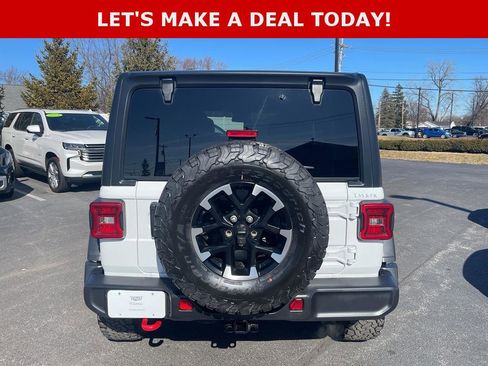 Used 2025 Jeep Wrangler Unlimited Rubicon image 11