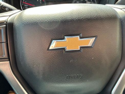 Used 2021 Chevrolet Silverado 1500 LT w/ Bed Protection Package AWD/4WD image 19