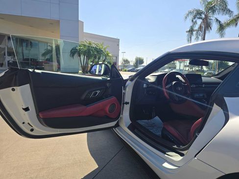 Used 2020 Toyota Supra Launch Edition w/ Driver Assist Package RWD image 16