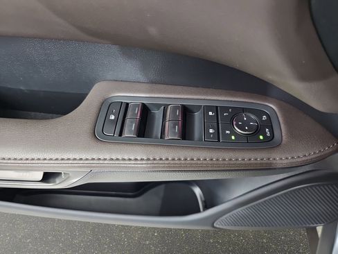 Certified 2024 Lexus RX 450h AWD w/ Convenience Package image 31