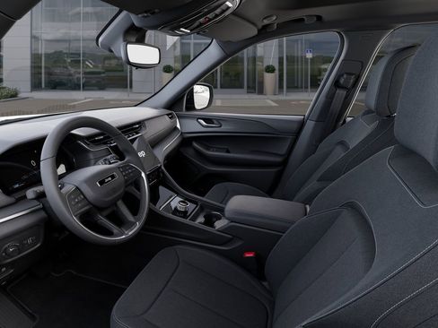 New 2025 Jeep Grand Cherokee Laredo w/ Luxury Tech Group I AWD/4WD image 22