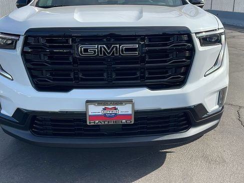 New 2027 GMC Acadia Elevation FWD image 9