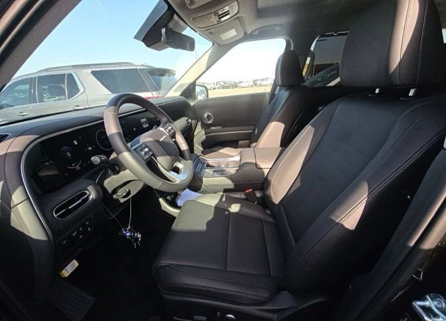 Certified 2026 Hyundai Palisade Limited AWD/4WD image 8