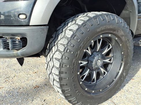 Used 2013 Ford F150 Raptor w/ Luxury Equipment Group image 9