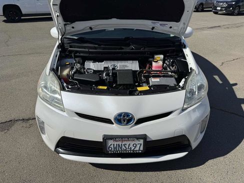 Used 2012 Toyota Prius Three w/ Solar Roof Pkg image 38