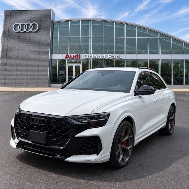 Used 2025 Audi RS Q8 performance AWD/4WD image 1