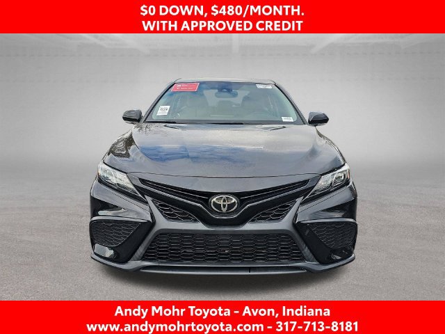 Used 2024 Toyota Camry SE w/ Convenience Package FWD image 3