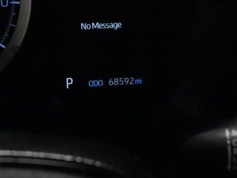 Used 2020 Toyota Corolla LE image 20