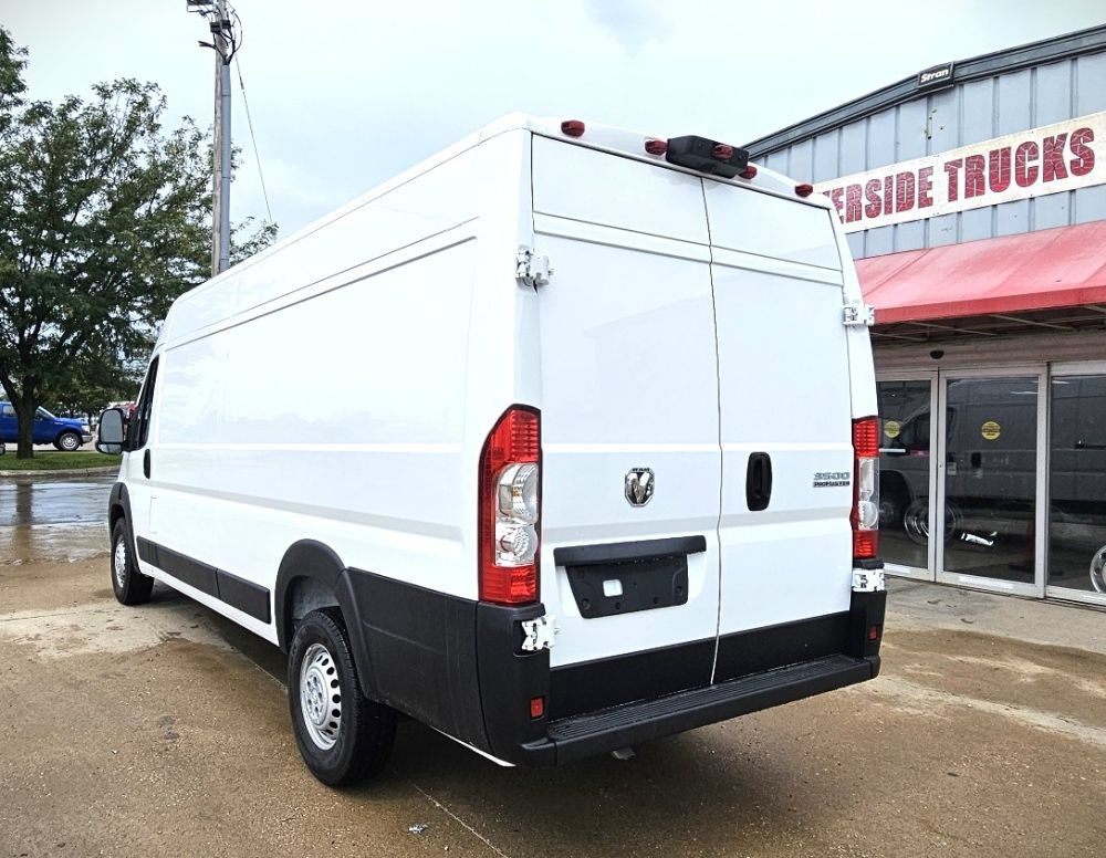 Used 2026 RAM ProMaster 3500 w/ Convenience Group FWD image 8