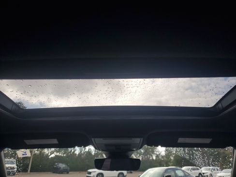 Certified 2022 Honda Civic Sport Touring image 6