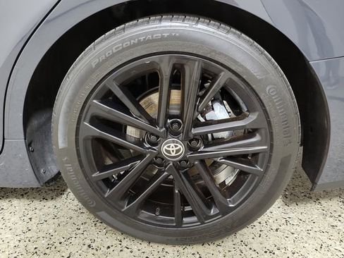 Used 2025 Toyota Camry SE image 8