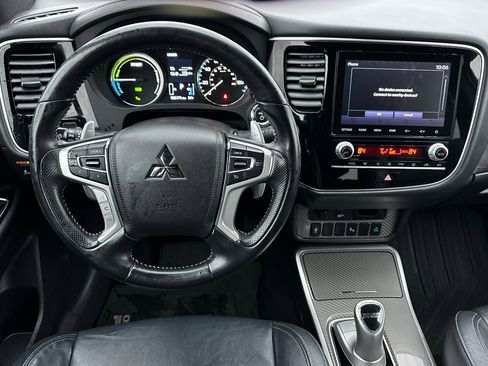 Used 2020 Mitsubishi Outlander SEL image 11