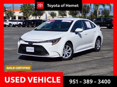 Used 2021 Toyota Corolla LE image 1