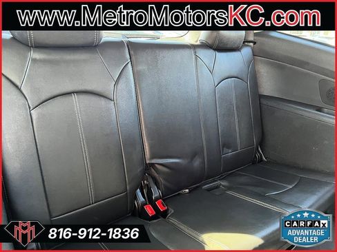 Used 2013 Chevrolet Traverse LT image 36