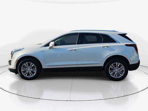 Used 2022 Cadillac XT5 Premium Luxury w/ LPO, Floor Liner Package FWD image 10