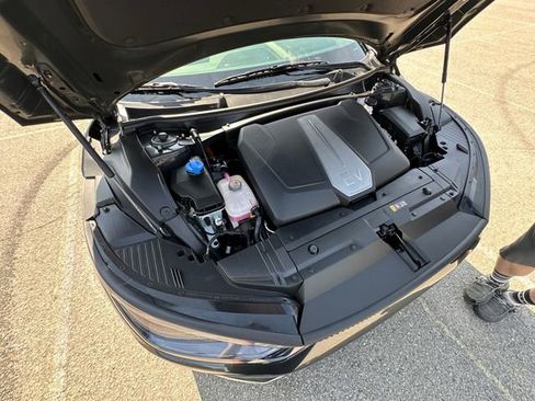 Used 2024 Kia EV6 Light image 31