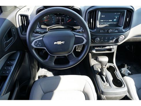 Used 2018 Chevrolet Colorado W/T w/ WT Convenience Package image 18