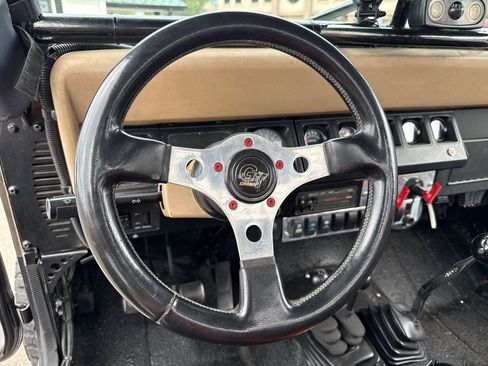 Used 1989 Jeep Wrangler Sahara AWD/4WD image 30