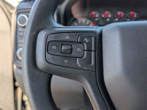 Used 2025 Chevrolet Silverado 1500 Custom Trail Boss AWD/4WD image 25