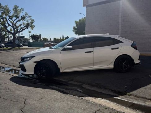 Used 2017 Honda Civic LX image 4