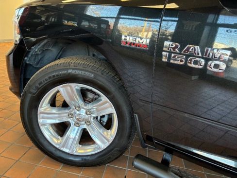 Used 2017 RAM 1500 Sport w/ Premium Sound Group image 12