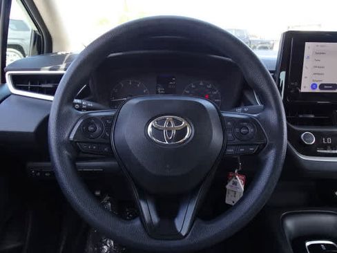 Used 2023 Toyota Corolla LE FWD image 24
