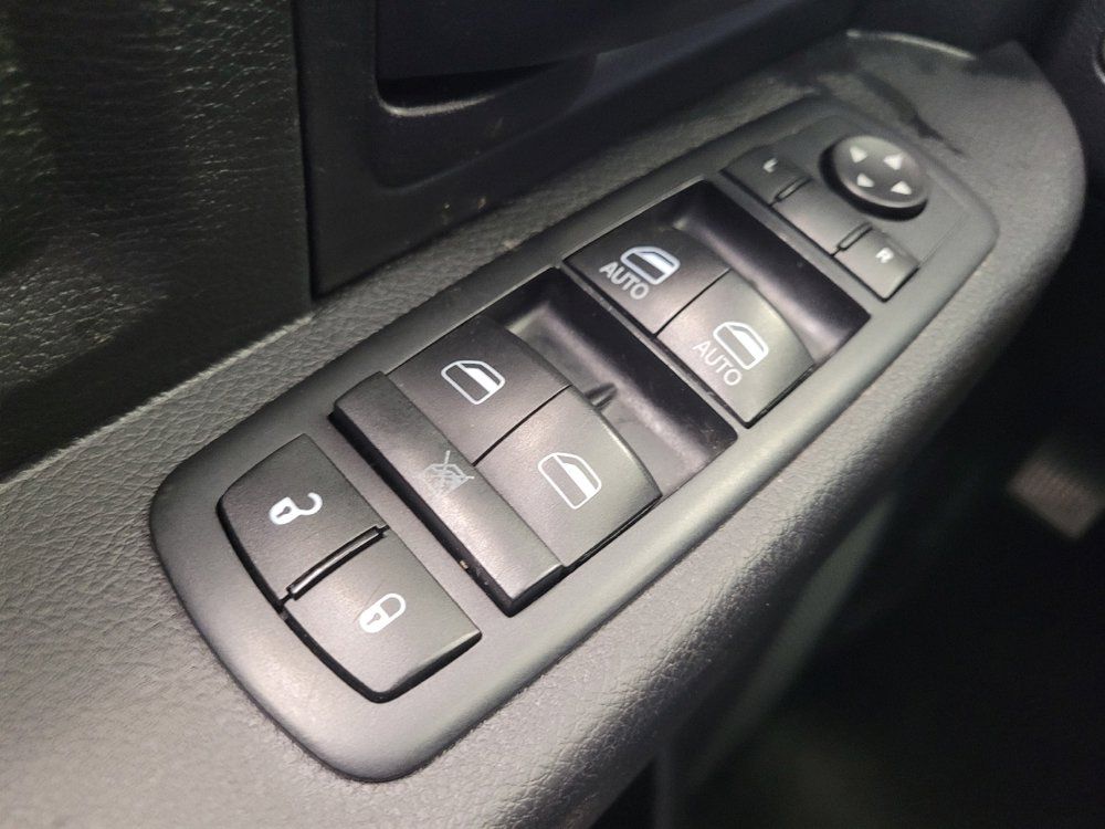 Used 2016 RAM 1500 Express AWD/4WD image 27