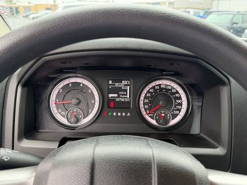 Used 2024 RAM 1500 Classic SLT image 17