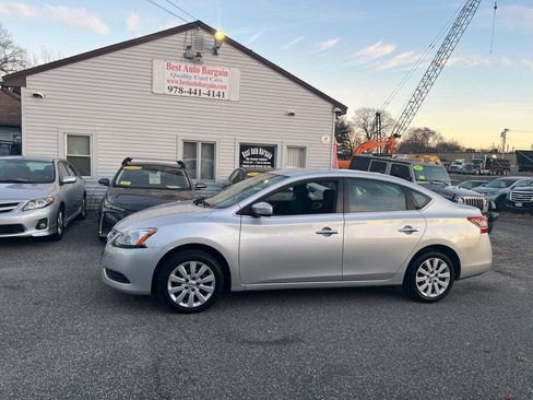 Used 2015 Nissan Sentra SV w/ Navigation Package FWD image 2