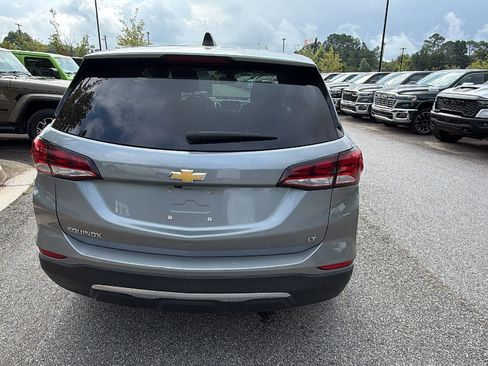 Used 2024 Chevrolet Equinox LT FWD image 9